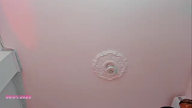 Snapshot of Karoline_Marin chatting on January 2025 09:58:02 PM Karoline Marin online show from January 2025 09:58:02 PM