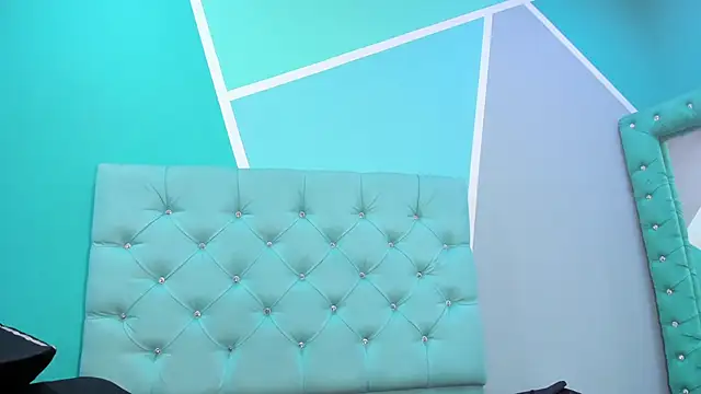 AlondraFerri1 online show from December 2024 08:03:02 PM