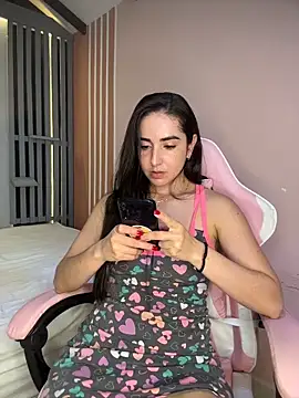 Snapshot of Victoria-And1 chatting on May 2026 01:12:02 AM Victoria-And1 online show from May 2026 01:12:02 AM