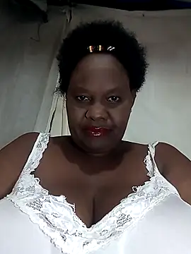 Snapshot of Afriqmom chatting on June 2026 10:04:01 PM Afriqmom online show from June 2026 10:04:01 PM