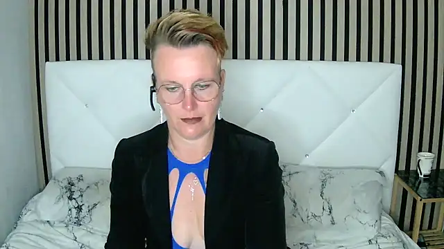 xxNoeliaxx online show from January 2025 11:04:02 AM