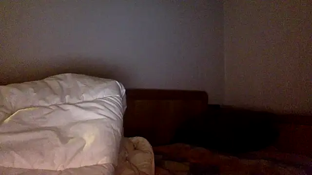 Snapshot of molozeb chatting on October 2025 03:31:01 AM molozeb online show from October 2025 03:31:01 AM