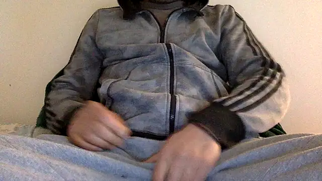 Snapshot of molozeb chatting on February 2026 07:04:02 AM molozeb online show from February 2026 07:04:02 AM