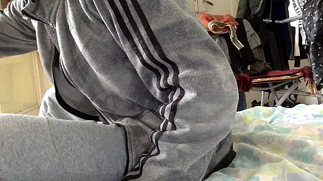 Snapshot of molozeb chatting on February 2026 02:04:02 PM molozeb online show from February 2026 02:04:02 PM