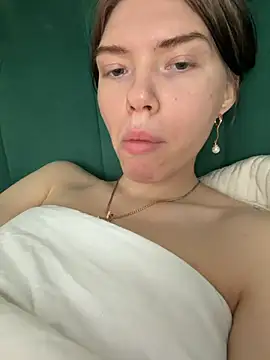 Snapshot of Lisaaa_Alisa chatting on May 2026 08:43:02 AM Lisaaa Alisa online show from May 2026 08:43:02 AM