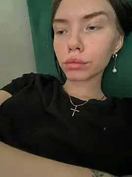 Snapshot of Lisaaa_Alisa chatting on May 2026 09:28:02 AM Lisaaa Alisa online show from May 2026 09:28:02 AM