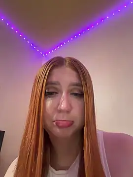 oliviiaa online show from May 2026 09:23:01 PM