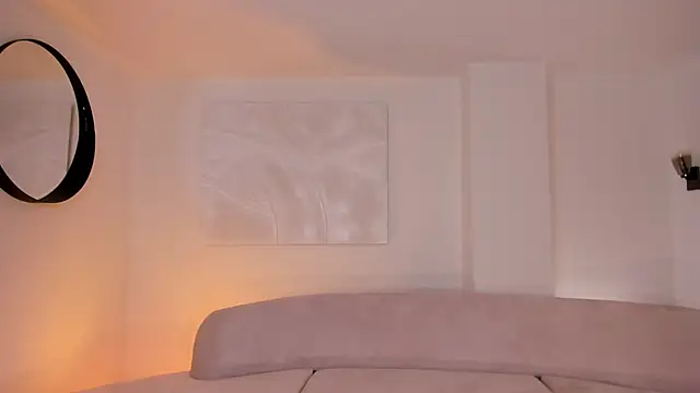 Snapshot of DominiqueVega chatting on December 2024 09:33:02 PM DominiqueVega online show from December 2024 09:33:02 PM