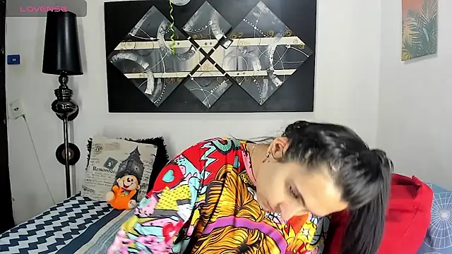 SARAMISHA online show from February 2026 04:12:02 PM