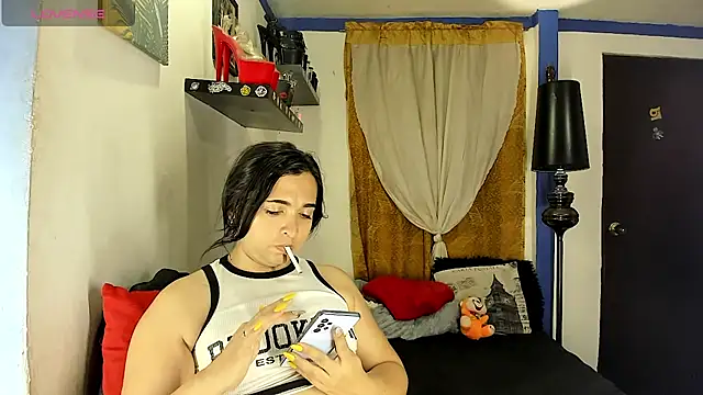 SARAMISHA online show from March 2026 08:57:02 PM