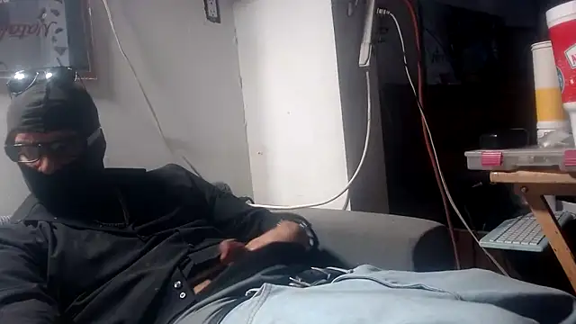 sammbae23 online show from February 2026 01:47:01 PM