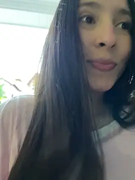 LittleDoll    online show from November 2025 10:23:02 PM