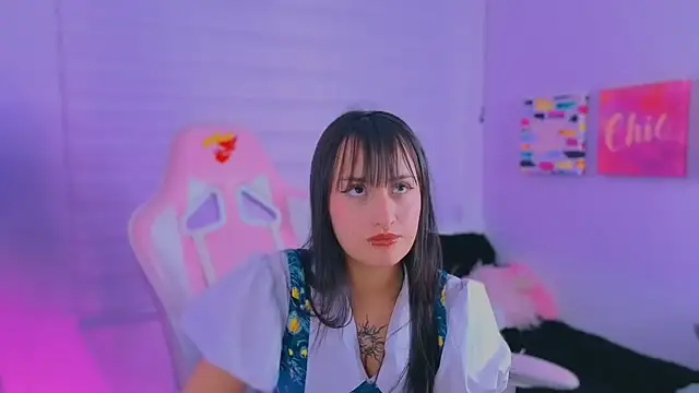 Snapshot of Sara__Ramirez chatting on September 2025 03:43:02 AM Sara  Ramirez online show from September 2025 03:43:02 AM