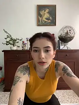 LiliJones  online show from February 2025 04:14:02 PM