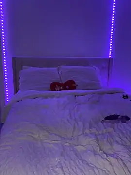 mialongxo online show from March 2026 12:54:02 AM