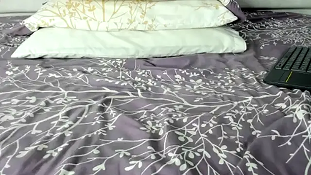 maybelline69 online show from November 2025 07:30:01 PM