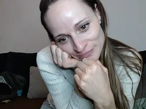 naikah714 online show from February 2025 05:24:02 PM