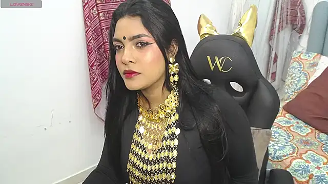 lakshmiraniii online show from November 2025 12:05:02 PM