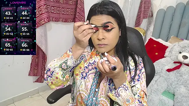 lakshmiraniii online show from November 2025 11:54:02 AM