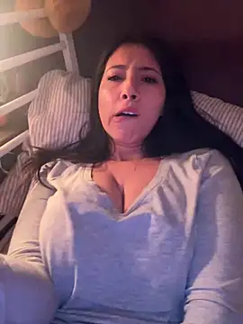 Snapshot of sweedbabyy chatting on January 2025 07:17:02 AM sweedbabyy online show from January 2025 07:17:02 AM