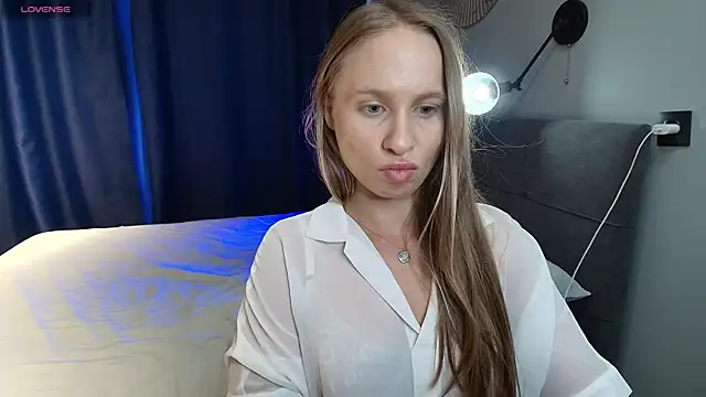 Snapshot of Mad1en chatting on July 2026 09:51:02 AM Mad1en online show from July 2026 09:51:02 AM