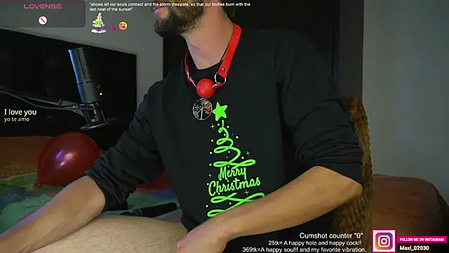 Snapshot of just_maxii chatting on December 2024 11:51:01 PM just maxii online show from December 2024 11:51:01 PM