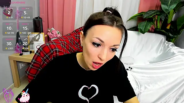 jessica tiny online show from February 2025 01:45:02 AM