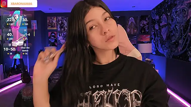 LanaKyutt online show from December 2025 12:10:02 PM