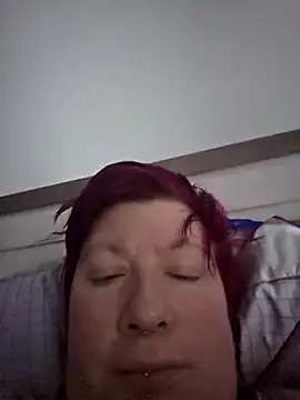 dieGeile0411 online show from February 2026 11:27:02 AM