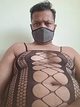 dirtybearr online show from November 2025 06:46:01 AM