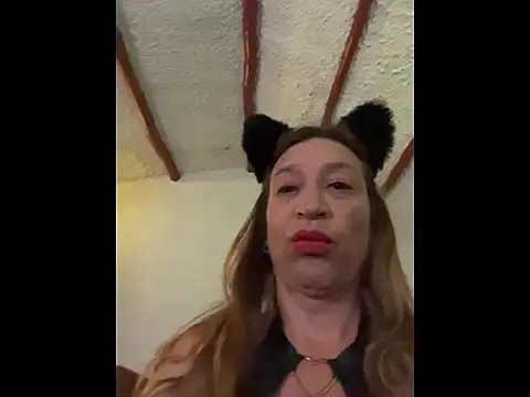 Snapshot of Gikitrans76 chatting on March 2026 03:43:01 AM Gikitrans76 online show from March 2026 03:43:01 AM