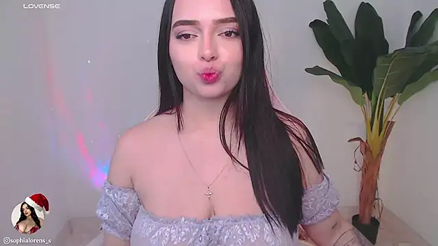 sophialorens s online show from December 2024 09:05:01 PM