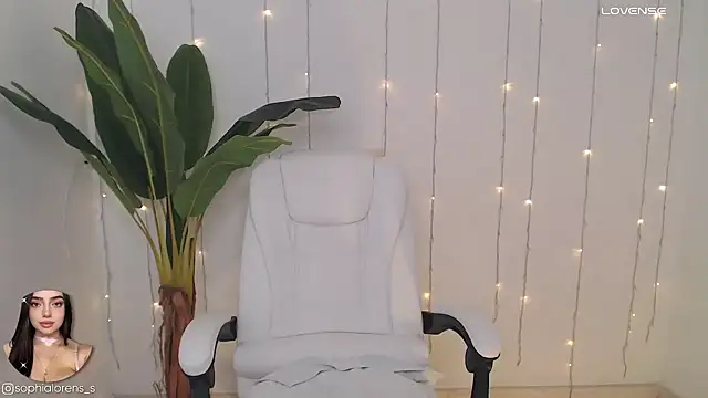 sophialorens s online show from January 2025 06:37:02 PM