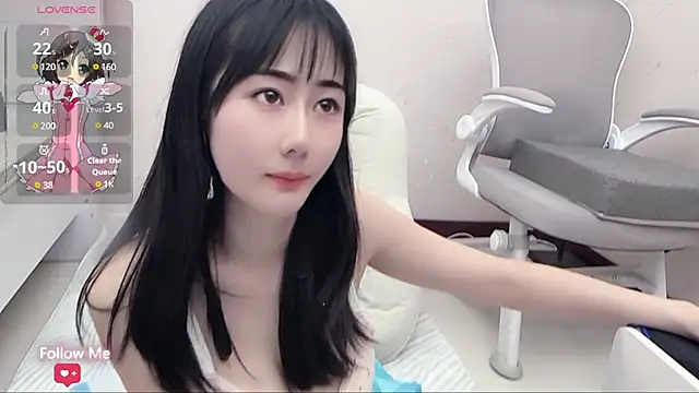 Snapshot of qiqi-- chatting on January 2025 01:30:01 PM qiqi-- online show from January 2025 01:30:01 PM