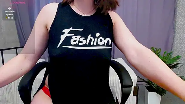 Camelia Lillie online show from March 2025 10:29:01 AM