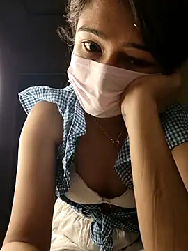 Snapshot of Angel_rani2 chatting on February 2025 09:22:01 PM Angel rani2 online show from February 2025 09:22:01 PM