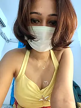 Snapshot of Angel_rani2 chatting on November 2025 02:18:01 PM Angel rani2 online show from November 2025 02:18:01 PM