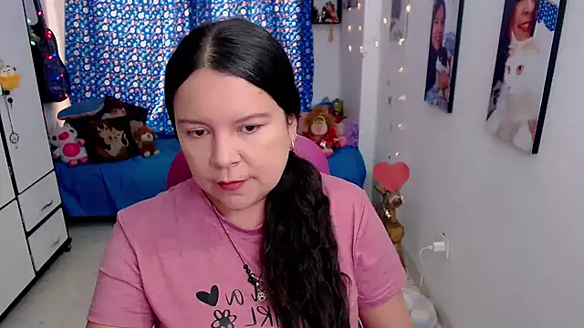 claryssa  online show from March 2026 06:05:02 PM