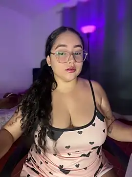 CurlyGirl 1 online show from April 2026 11:30:02 PM