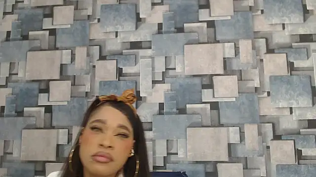 Snapshot of angel_dthroatt chatting on November 2025 12:06:01 PM angel dthroatt online show from November 2025 12:06:01 PM