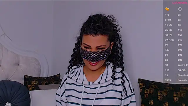 Snapshot of Turkish_Latina chatting on December 2024 11:16:01 PM Turkish Latina online show from December 2024 11:16:01 PM