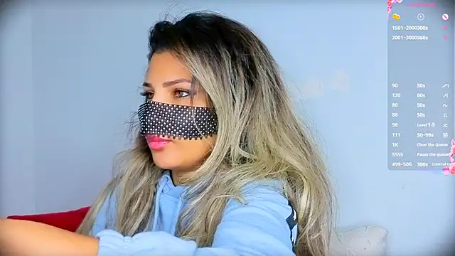 Snapshot of Turkish_Latina chatting on October 2025 10:51:02 PM Turkish Latina online show from October 2025 10:51:02 PM