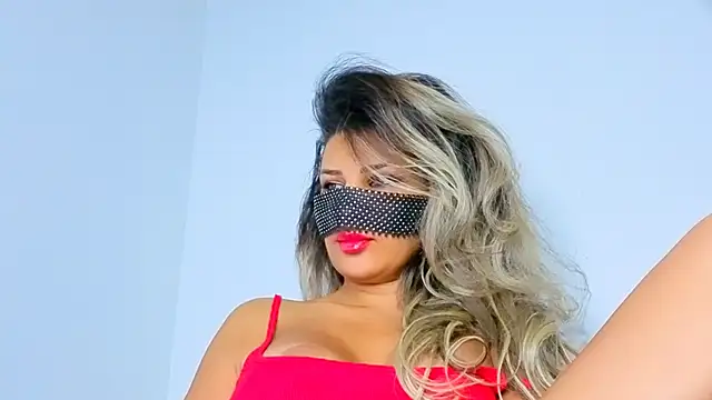 Snapshot of Turkish_Latina chatting on October 2025 12:21:02 AM Turkish Latina online show from October 2025 12:21:02 AM