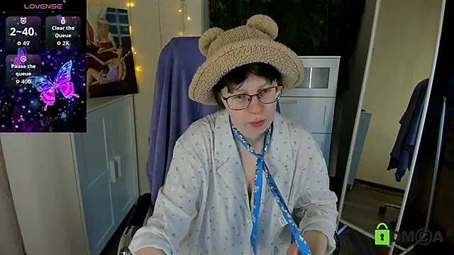 Melissa Wells online show from October 2025 07:17:01 AM