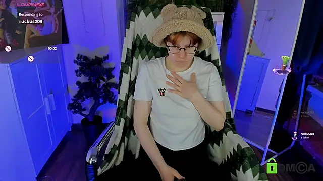 Melissa Wells online show from November 2025 09:06:01 PM