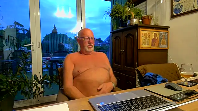 Snapshot of sperpa chatting on May 2026 07:08:02 PM sperpa online show from May 2026 07:08:02 PM