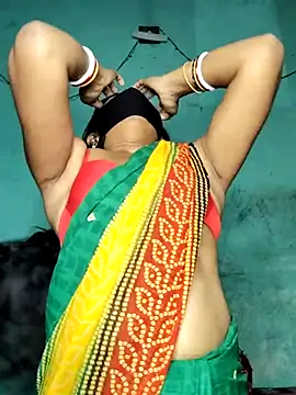 Snapshot of Luv_Adite20 chatting on February 2025 05:01:02 PM Luv Adite20 online show from February 2025 05:01:02 PM