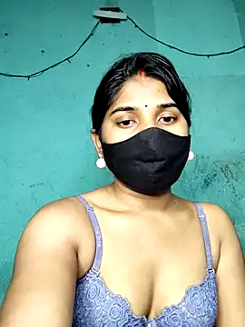 Snapshot of Luv_Adite20 chatting on February 2025 05:37:01 AM Luv Adite20 online show from February 2025 05:37:01 AM