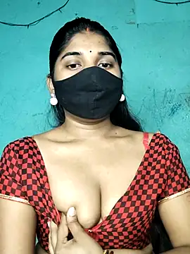 Snapshot of Luv_Adite20 chatting on March 2025 05:42:01 AM Luv Adite20 online show from March 2025 05:42:01 AM