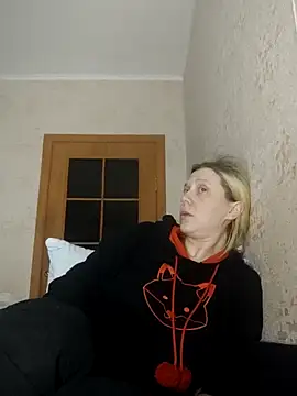 LeraSweet online show from February 2026 08:56:01 PM